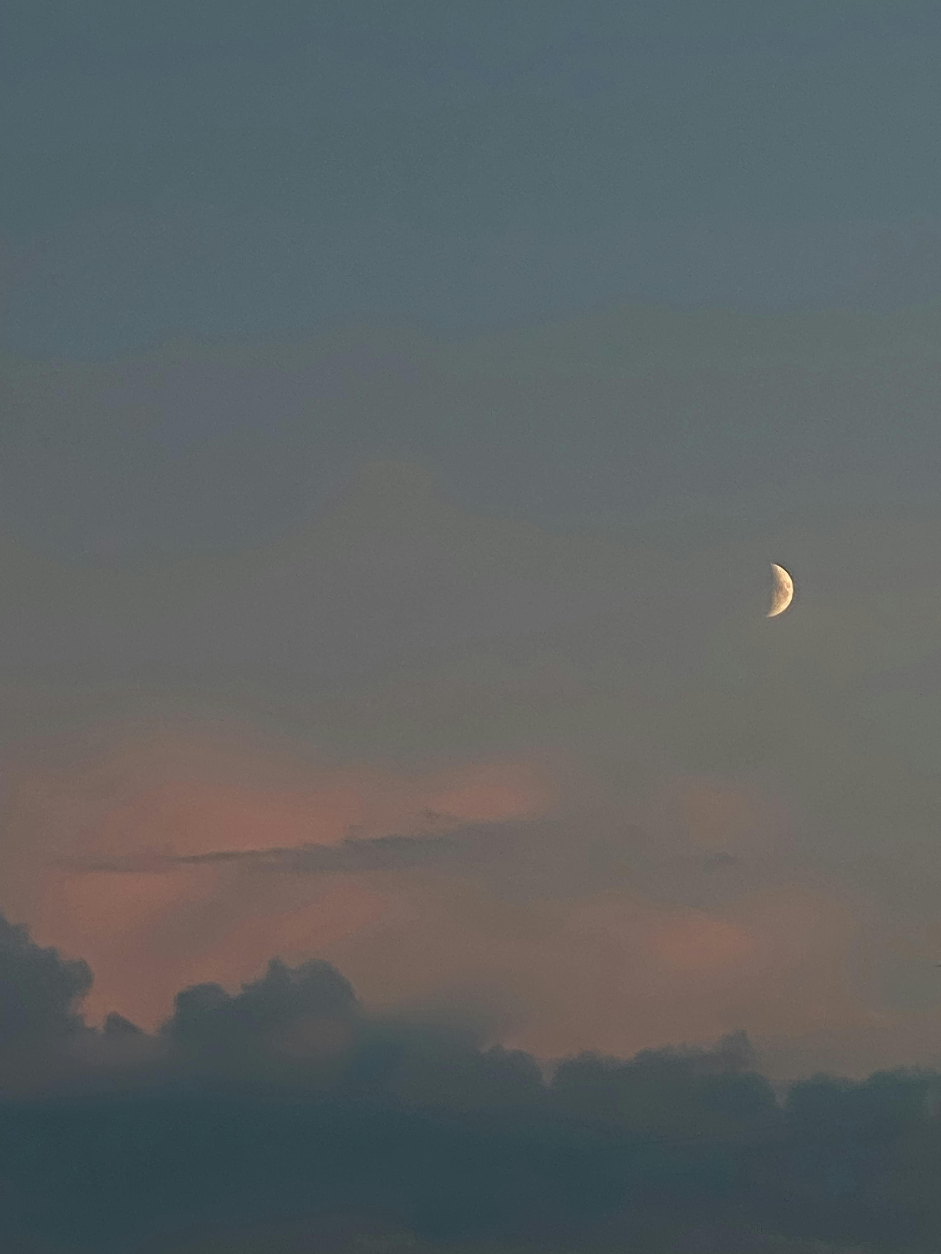 Evening Sky with Crescent Moon Image.
